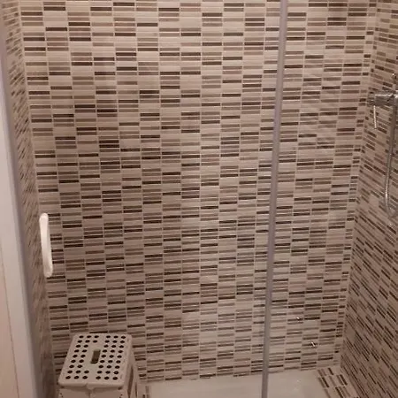 Le Di Sabrina Con Bagno In