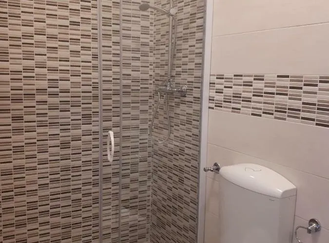 Le Di Sabrina Con Bagno In Pensionat