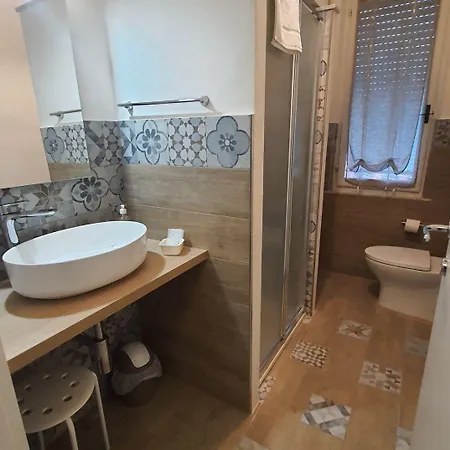Le Di Sabrina Con Bagno In 招待所 萨尔扎纳
