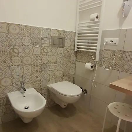 Le Di Sabrina Con Bagno In 招待所 3*