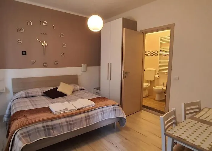 Le Di Sabrina Con Bagno In 3* Sarzana