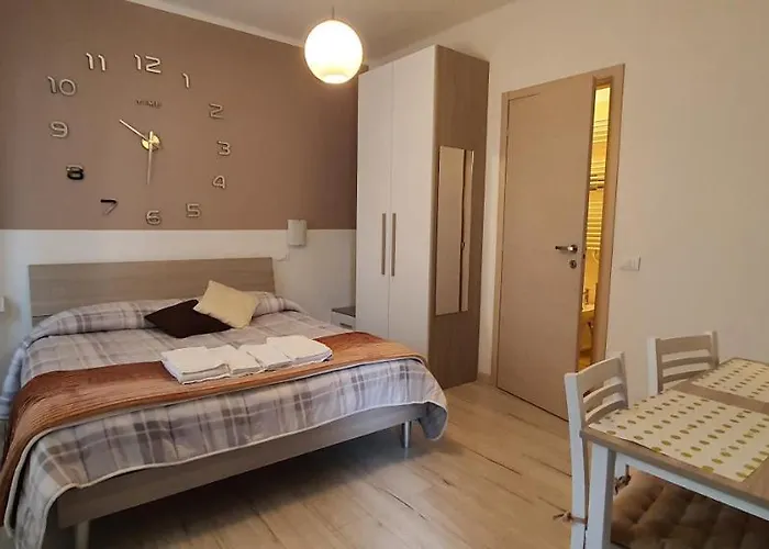 Le Di Sabrina Con Bagno In Sarzana