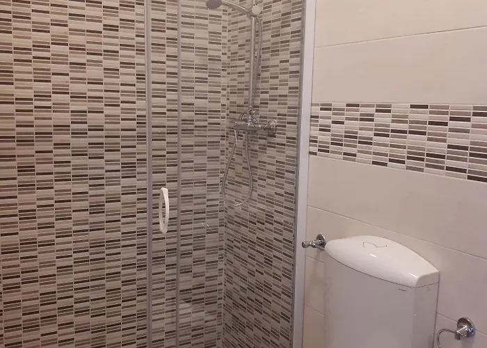 Pensjonat Le Di Sabrina Con Bagno In Sarzana