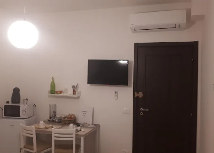 Gæstehus Le Di Sabrina Con Bagno In Sarzana