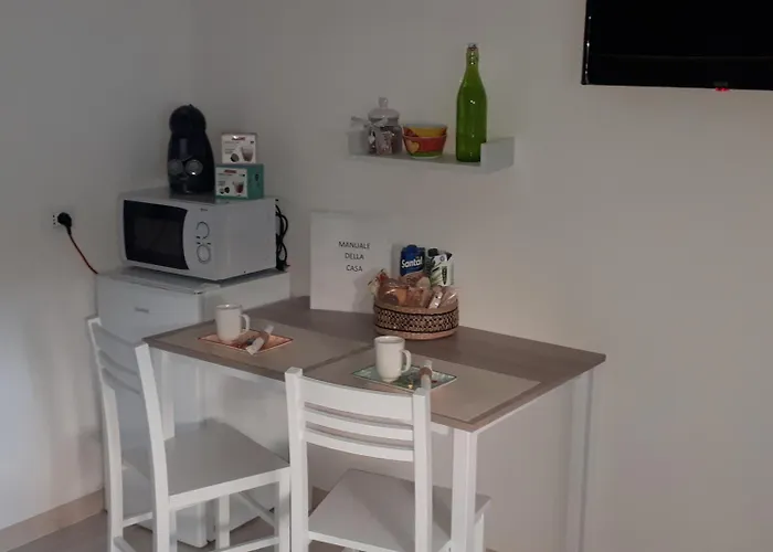 Le Di Sabrina Con Bagno In Affittacamere Sarzana