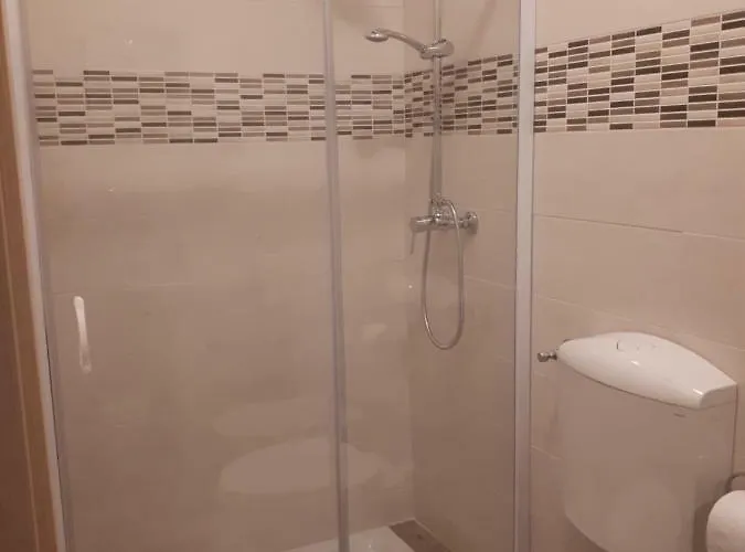 Le Di Sabrina Con Bagno In 3* Sarzana